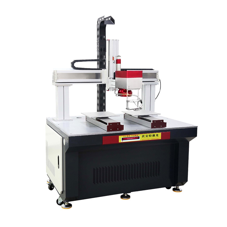 <strong>新能源動(dòng)力鋰電池振鏡式龍門(mén)架激光焊接機(jī)</strong>